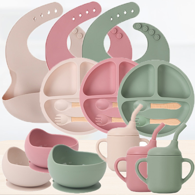 Baby Food Feeder - 子供用シリコン食器セット、赤ちゃんの生鮮食品トレーニング、サッカーボウル、ビブカップ、フォーク、スプーン、食品、1個、2個、3個、5個