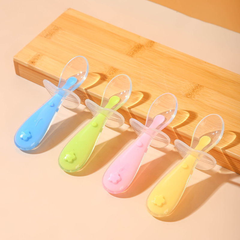 Baby Kitchen Food - ベビーシリコンスプーン、ベビーライスペーストフィーディング、ソフトヘッドスープスプーン、トレーニングスプーン、子供用シールドシリコンショートスプーン