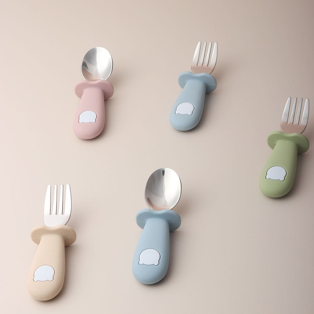 ベビーパンダ型シリコンスプーンとフォーク ステンレス製ベビー - Baby Kitchen Food のレビューと価格