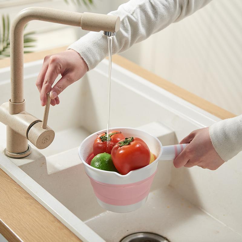 折りたたみ式シリコン製水ひしゃく 食品グレード 滑り止めハン - Baby Kitchen Food のレビューと価格